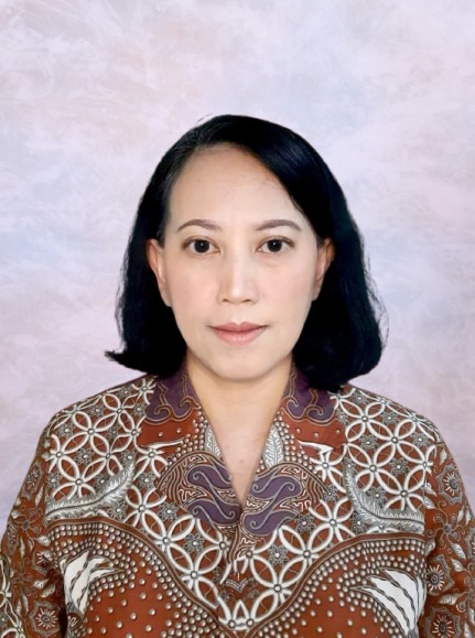 Nor Tri Astuti Wahyuningsih, SST., M.Kes.