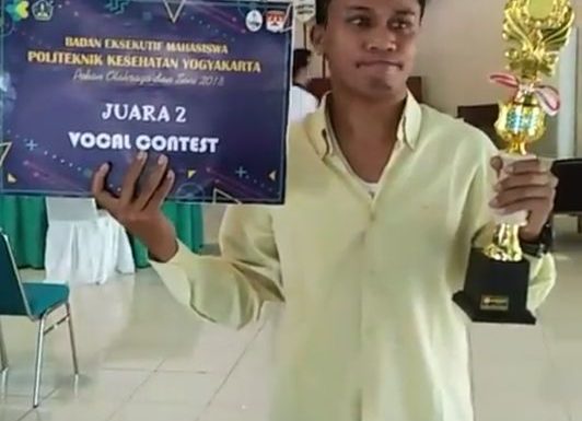 Chery K Sambonu Dinobatkan Juara II Vocal Contest Poltekkes Kemenkes