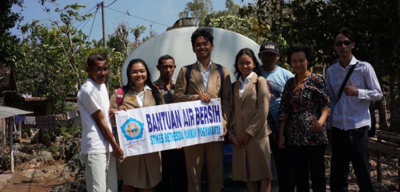STIKES Bethesda Suplai Air Bersih Untuk Warga Girimulyo dan Giricahyo