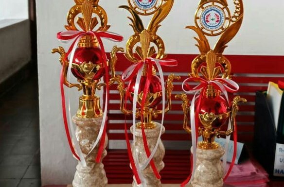 Tiga Wakil STIKES Bethesda Juara Karaoke Nasional Dies Natalis Akper Notokusumo