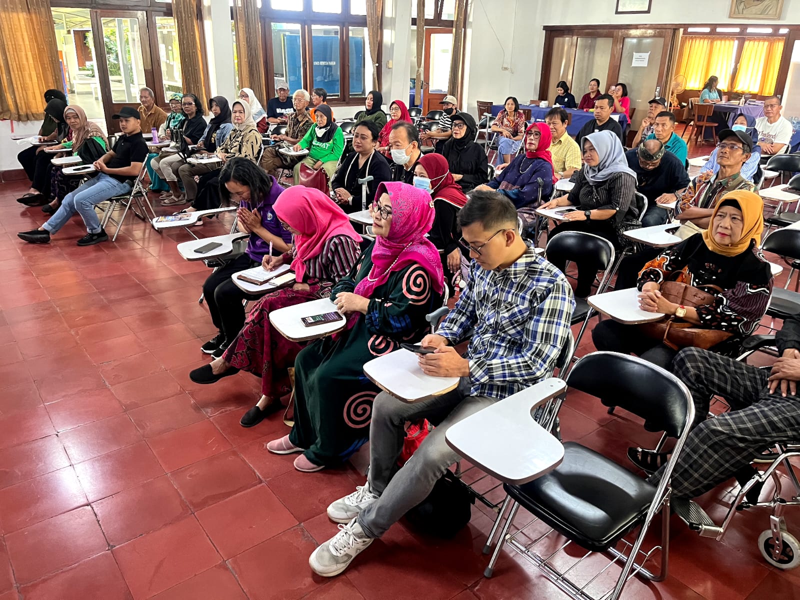 STIKES Bethesda Menginisiasi Terbentuknya Sekolah Stroke Untuk Masyarakat