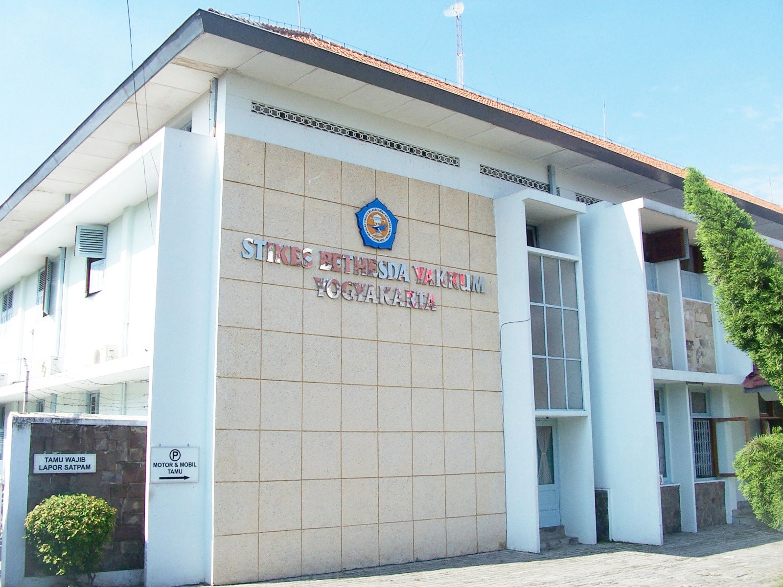 STIKES Bethesda YAKKUM Raih Prestasi Nasional Pada UKOM Vokasi Keperawatan dan Profesi Ners Tahun 2026